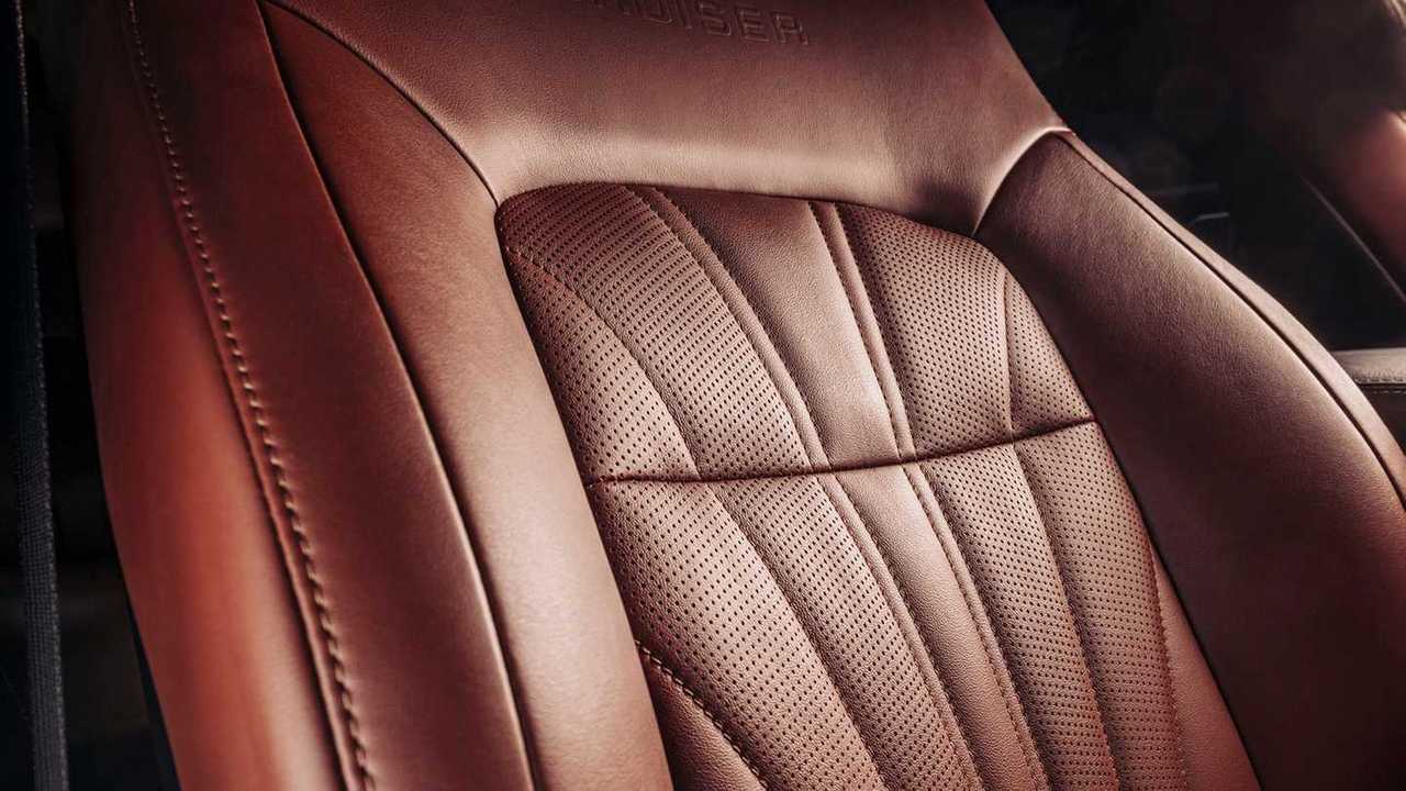 Toyota Land Cruiser 200 Executive Lounge