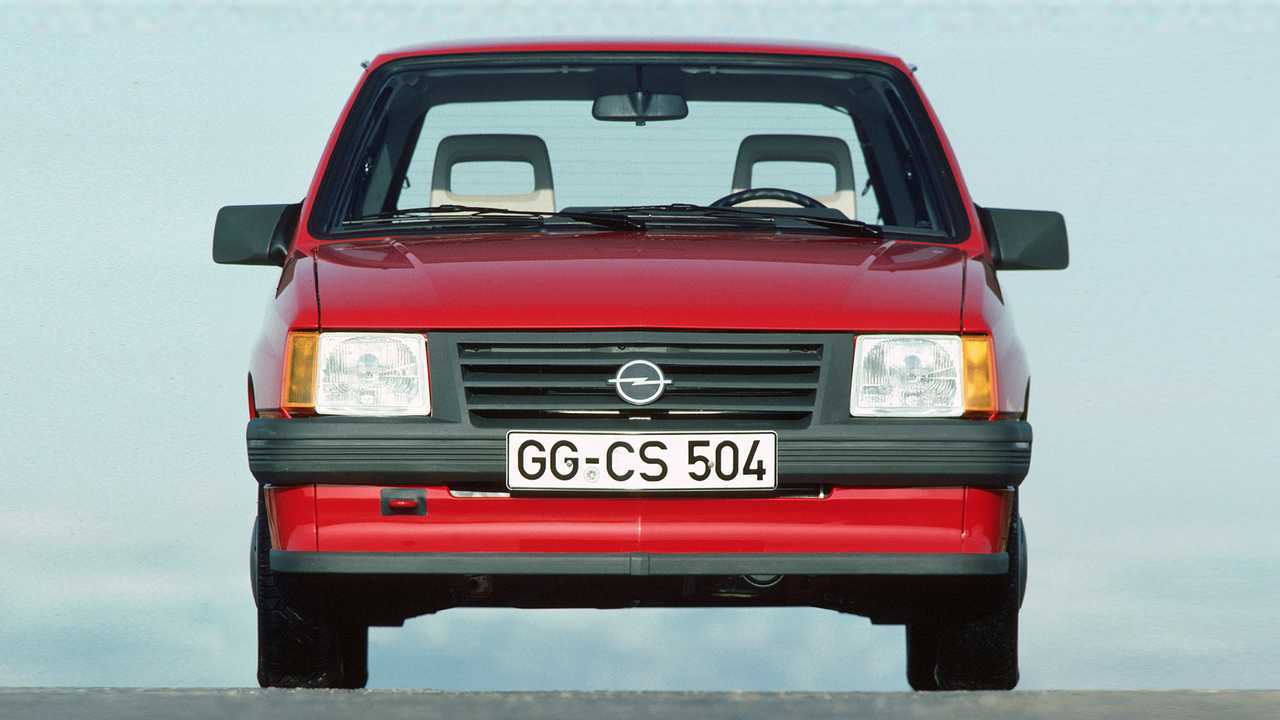 Nuova Opel Corsa vs Corsa prima serie