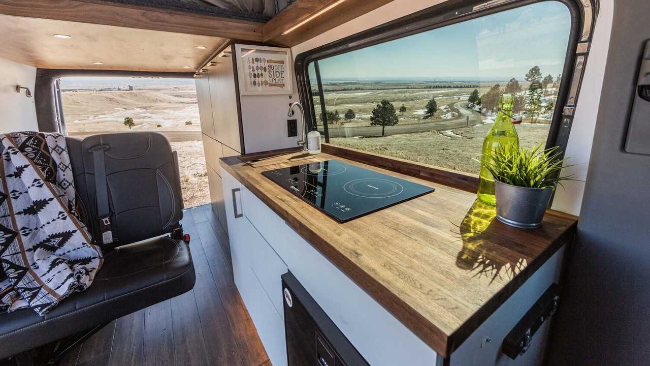 Mercedes Sprinter Camper por Vanlife Customs