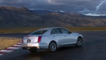 Cadillac'dan 2017 CTS'ye ufak dokunuşlar