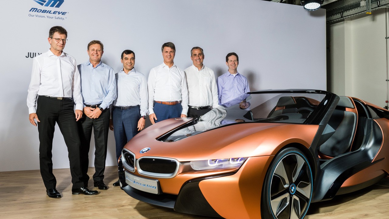BMW, Intel ve Mobileye 2021'e kadar otonom sürüş yapabilen otomobil geliştirecekler