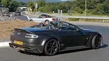 Aston Martin Vantage GT12 Roadster casus fotoğrafı