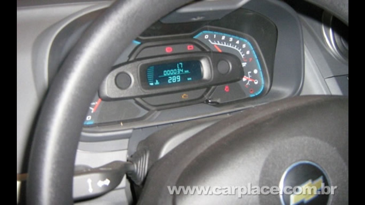 Novo Chevrolet Agile - Novas fotos de unidades flagradas revelam mais detalhes e a traseira