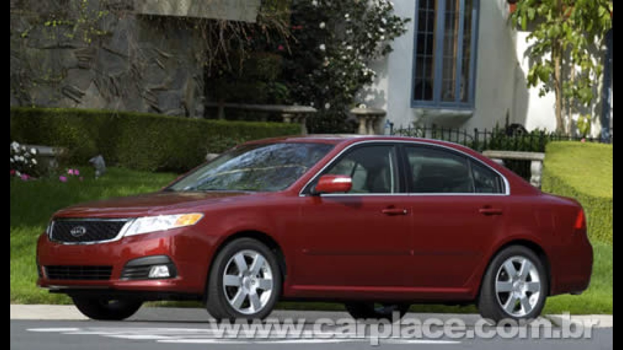 Salão de Nova York 2008: Kia apresenta versão renovada do sedan Optima