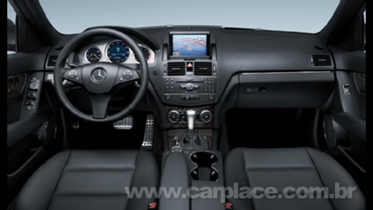 Mercedes-Benz C 350 Sport chega ao mercado brasileiro por R$ 275 mil