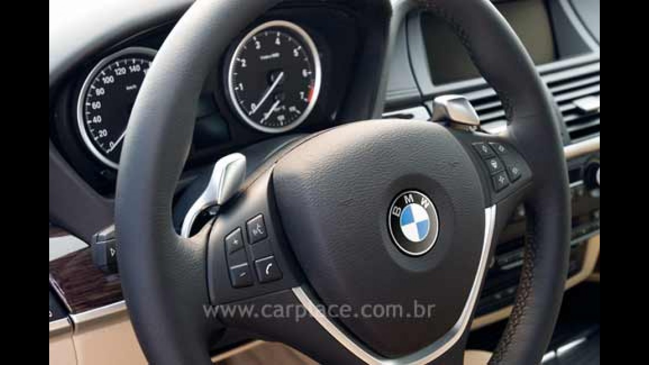 BMW apresenta o novo Sports Activity Coupe X6 com motor de 407 cavalos