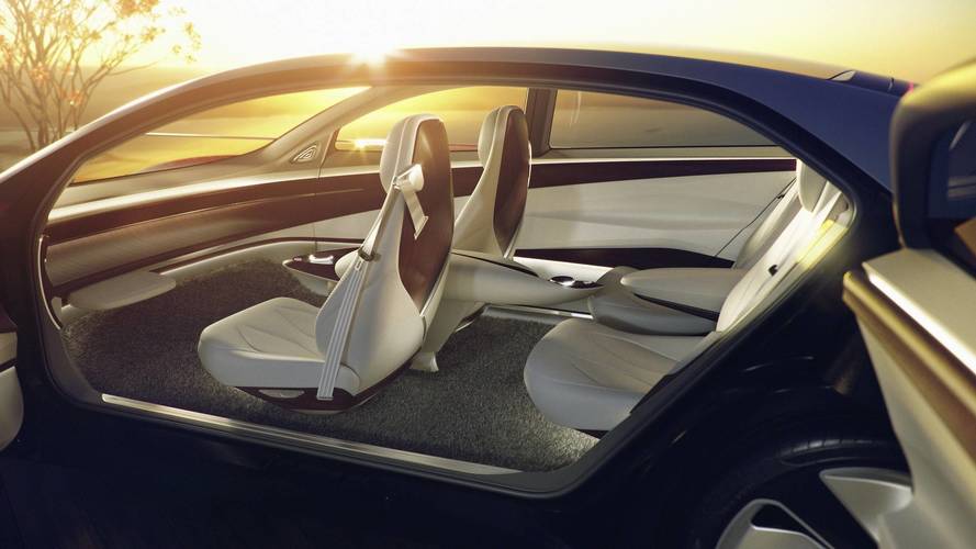 VW I.D. Vizzion concept