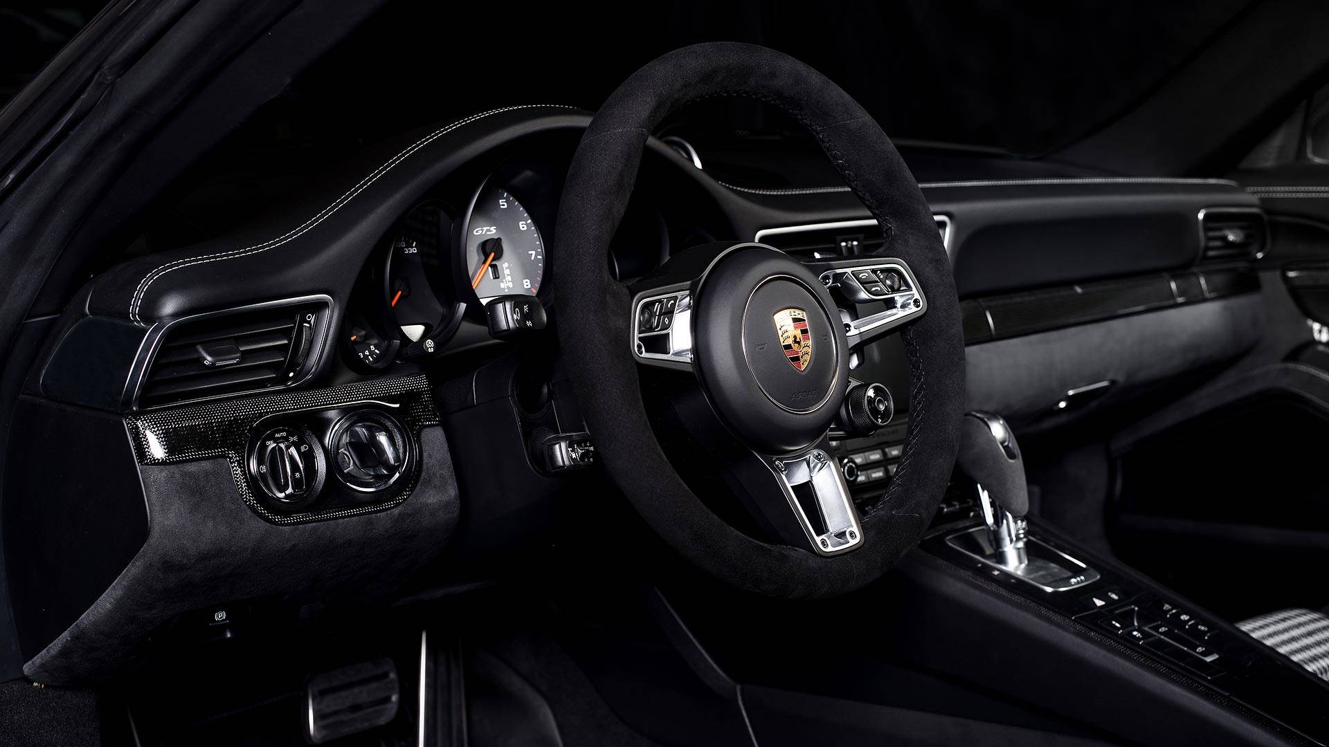 mcchip-dkr-porsche-911-targa-gt3-conversion.jpg