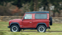 Sondermodell Land Rover Defender V8 Works mit 405 PS