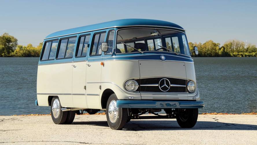 1959 model Mercedes-Benz O 319 açık artırmada