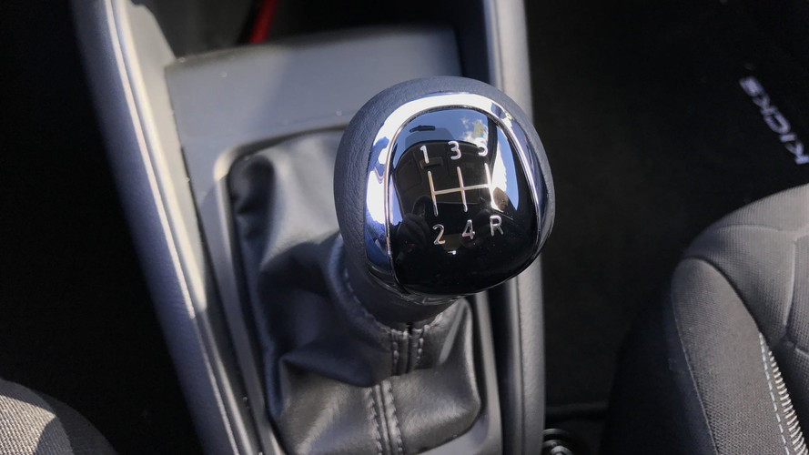 Nissan Kicks S
