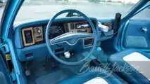 1976 AMC Pacer vendesi (indoor)
