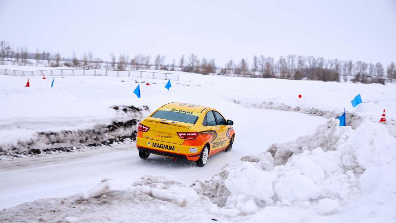 «Боевая» Lada Vesta
