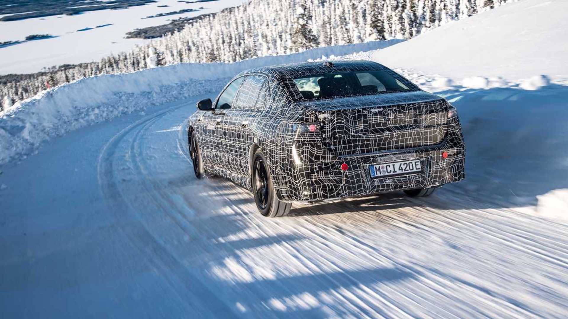2023-bmw-i7-prototype-in-arjeplog-sweden.jpg