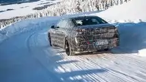 BMW i7 2023 en Arjeplog, Suecia