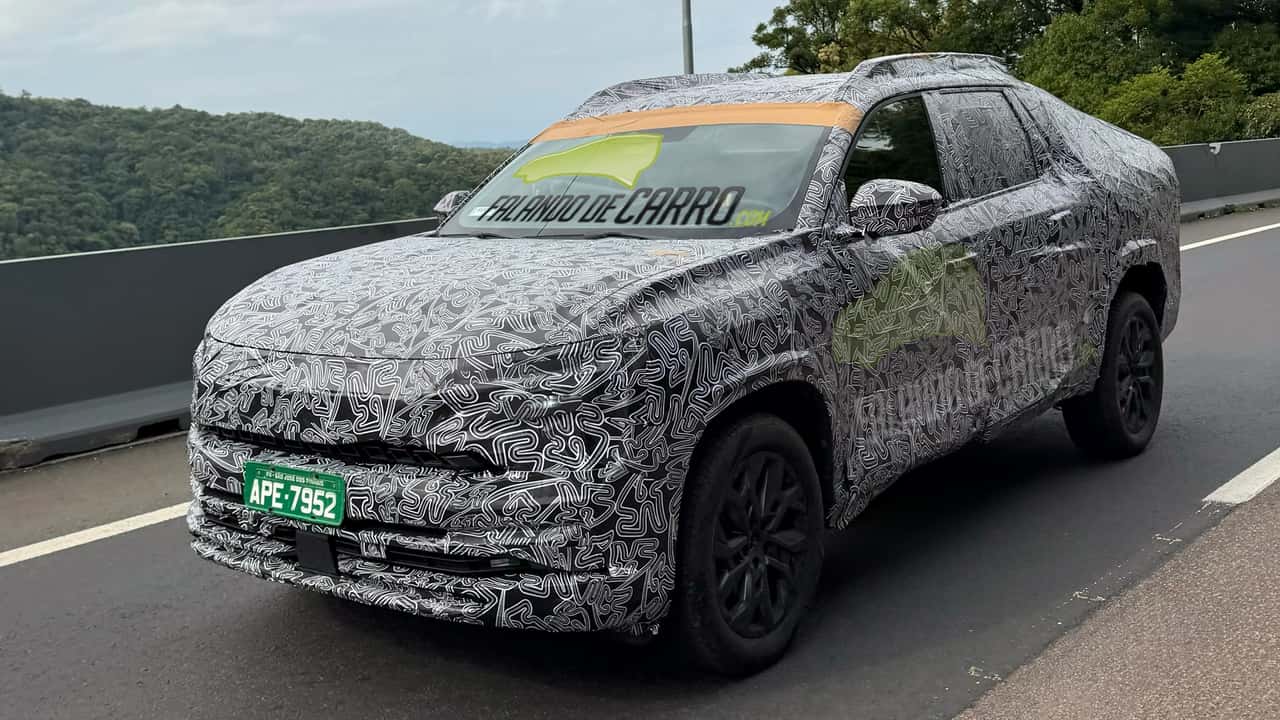 Flagra: Nova Renault Niagara aparece em versão praticamente final