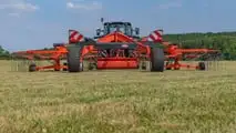 Kuhn: andanatore a doppio rotore con posa centrale  GA 8131 CL