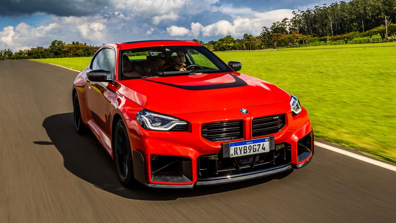 BMW M2 في أوتودرومو كابوافا - البرازيل