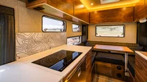 Rossmönster Baja Trail 72 (2026) auf Ford F-350