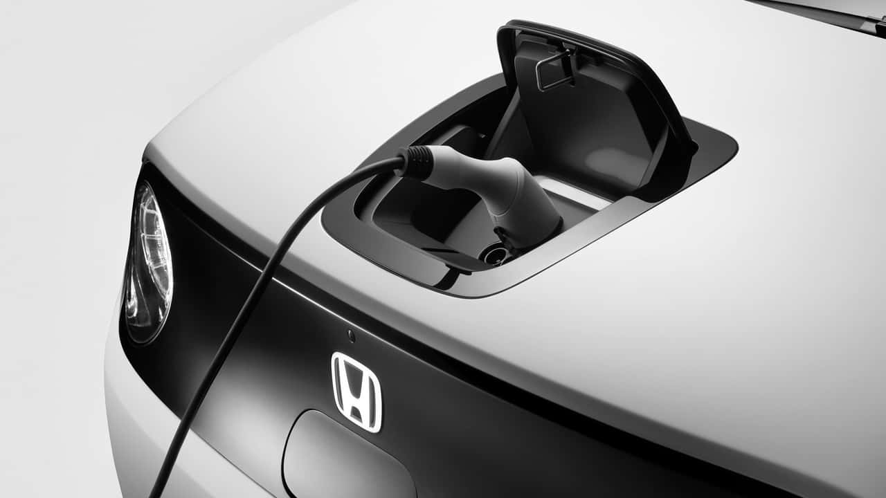 Honda in perdita storica per colpa dell'auto elettrica. La svolta