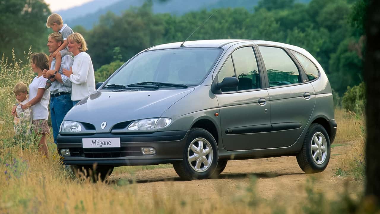La Prima Renault Scenic Compie 30 Anni