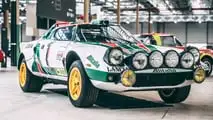 Alcune auto esposte tutti i giorni nell'Heritage Hub Stellantis di Torino