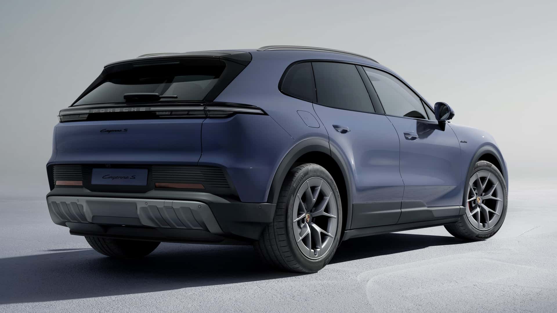 2026-porsche-cayenne-s-electric.jpg