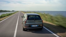 Volvo EX60, la prova sulle strade italiane