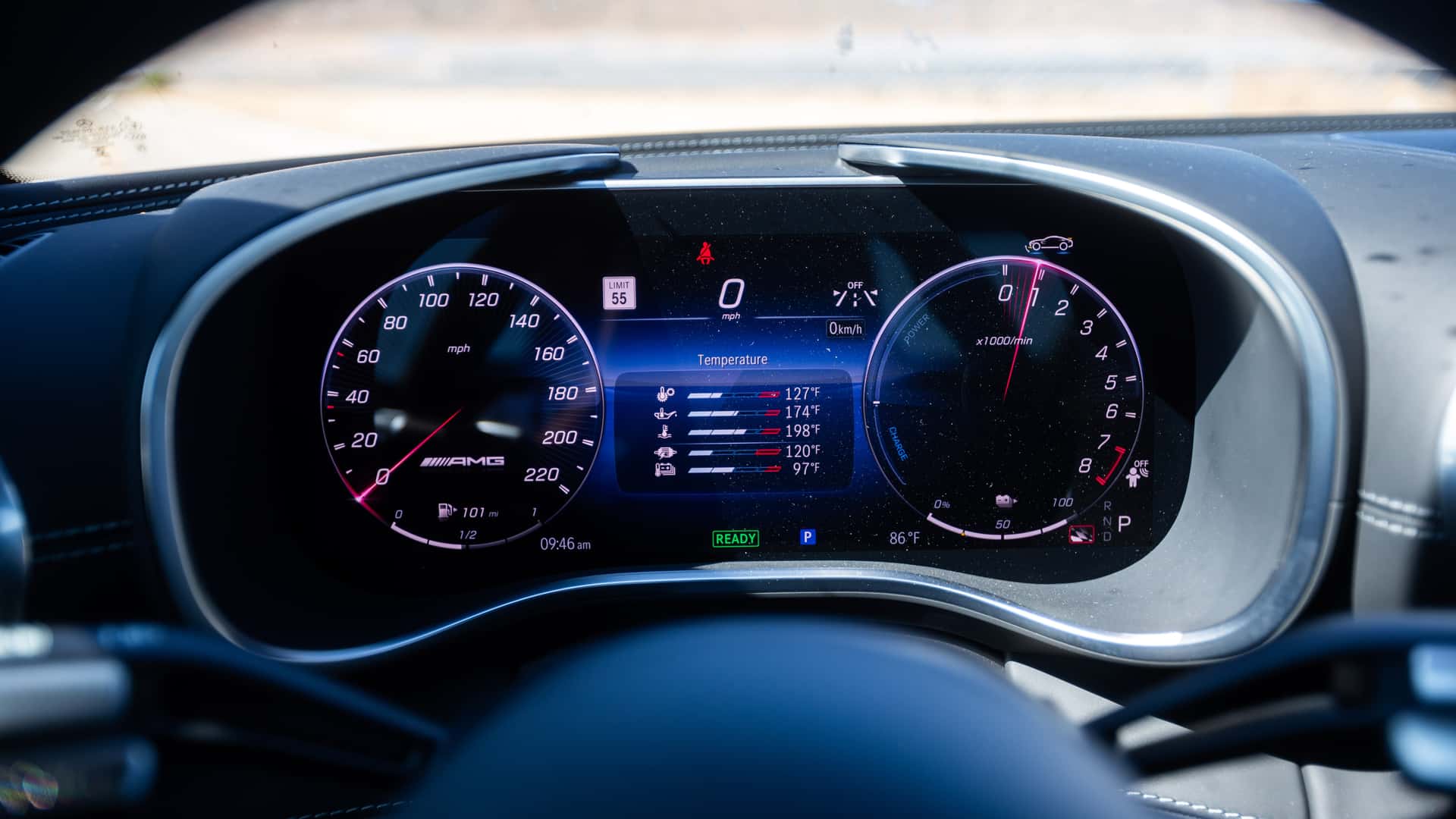 https://cdn.motor1.com/images/mgl/VzWbO9/s1/2026-mercedes-amg-gt63s-e-performance.jpg