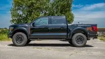 Ford F-150 Raptor R, la prova di Motor1.com