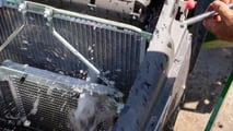 Come pulire pacco radiatori del trattore in sicurezza