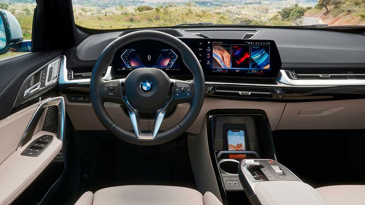 BMW x1 nuova e vecchia a confronto