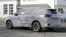 Renault Grand Austral (2023) als Erlkönig erwischt