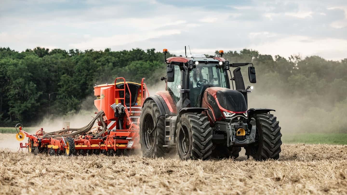 Valtra Serie T: record di velocità e semina di precisione