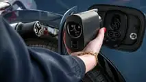 Fast Charging Adapter (NACS)_05