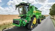John Deere; nuove Mietitrebbie S7 per il 2024