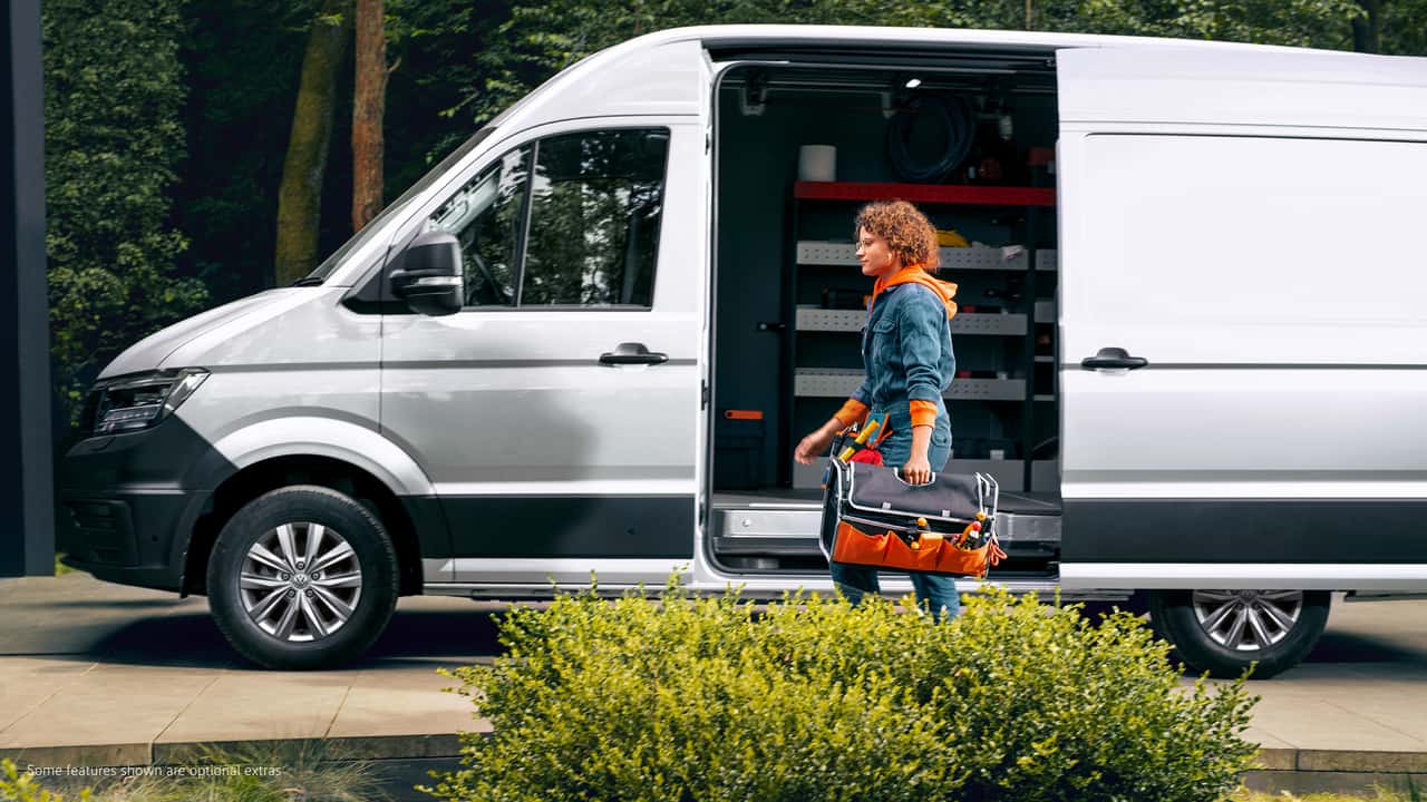 UK van drivers work longer hours