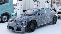 Ferrari-Mule mit Elektroantrieb an der Ionity-Ladestation