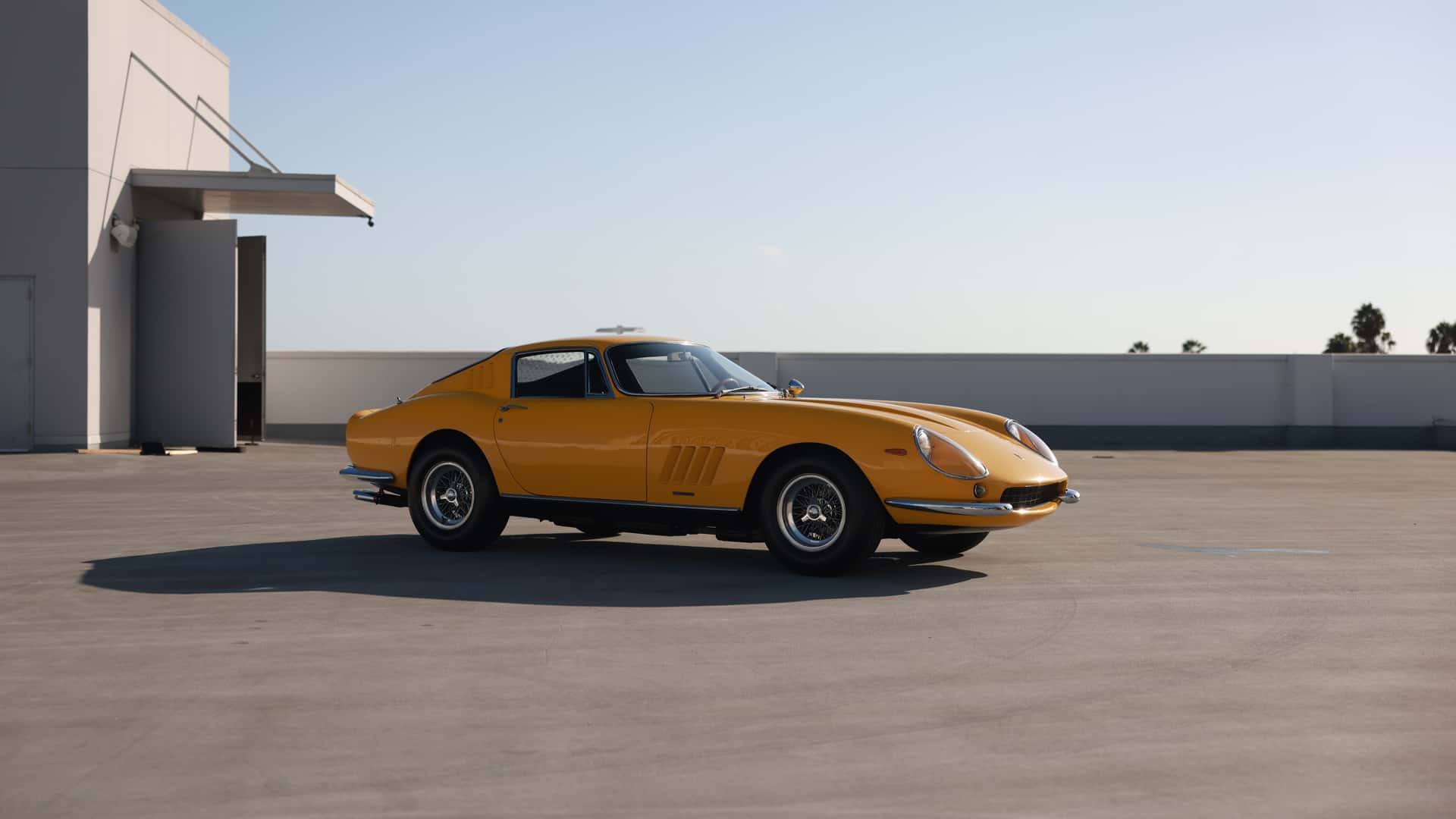 mazda-rx-7-fd-and-ferrari-275-gtb-4-japan-month.jpg