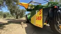 Foto - Sicma: ad Agrilevante le semoventi per la raccolta-olive