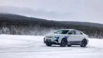 Alpine A390, the photos of the tests at the Arctic Circle