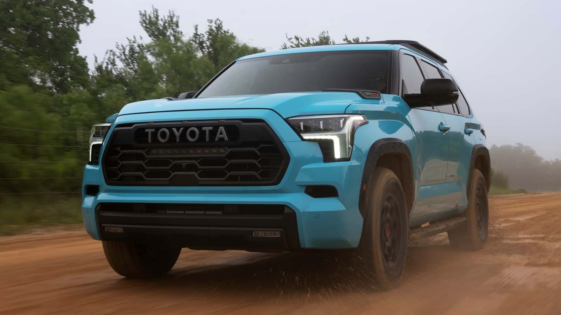 https://cdn.motor1.com/images/mgl/VzvY09/s1/toyota-sequoia-trd-pro-wave-maker-blue.jpg