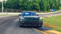 Porsche Panamera Turbo S E-Hybrid à Road Atlanta