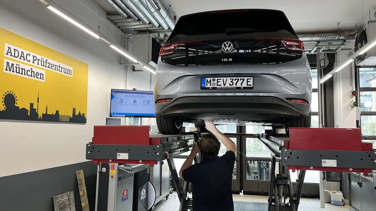 Volkswagen ID.3, il test dell'ADAC sulla batteria