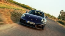 Porsche 911 Carrera 4 GTS 