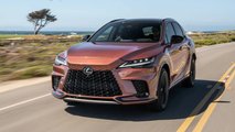 Parte anteriore esterna della Lexus RX 500h F Sport Performance 2023