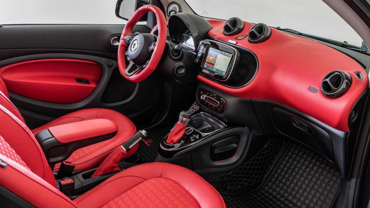 BRABUS Ultimate E Shadow Edition