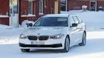 BMW 530e Touring PHEV casus fotoğraflar