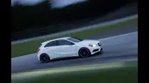 Mercedes A 45 AMG