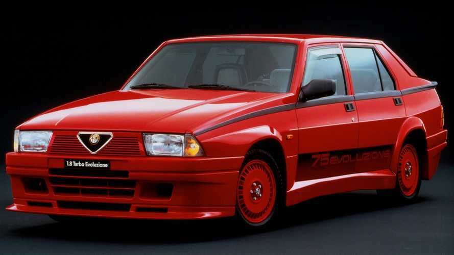 Alfa Romeo 75 Turbo Evoluzione, vedo rosso